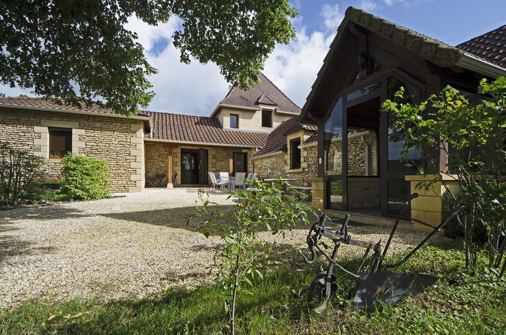La Table Du Chaffour Hotel Saint-Genies-Bellevue Exterior photo